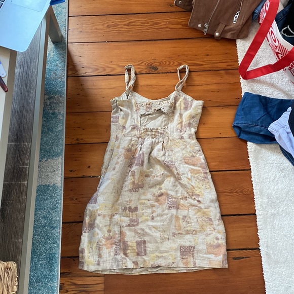 Urban outfitters paris map dress - Picture 2 of 3